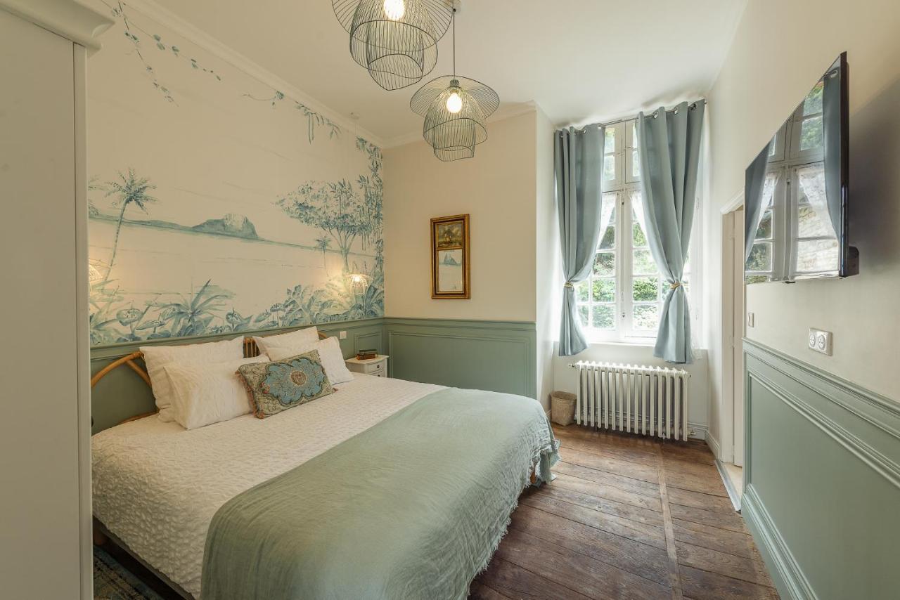 Bed and Breakfast Manoir De Laroque Delprat Autoire Exterior foto